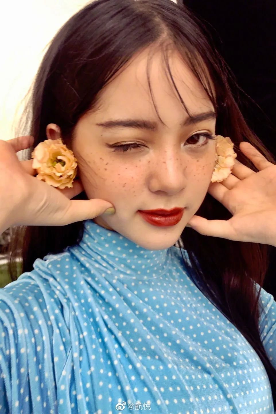 怎么画无瑕底妆专业化妆师,怎么画明星化妆师的底妆