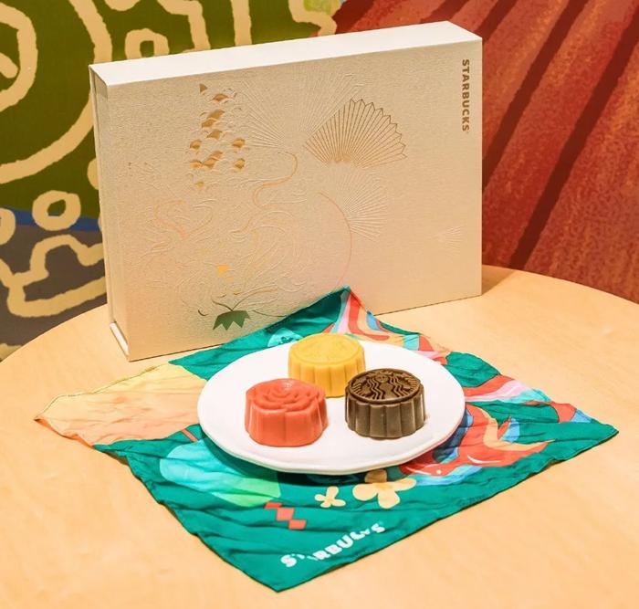 今年吃的第一口月饼,今年的第一口月饼