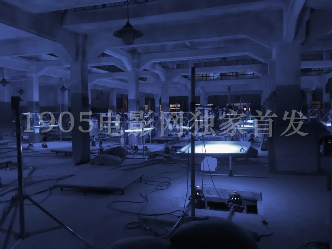 八佰点映票房最高纪录,八佰点映票房破2亿视频