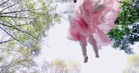 琉璃让成毅受的委屈,琉璃被浇开水后续