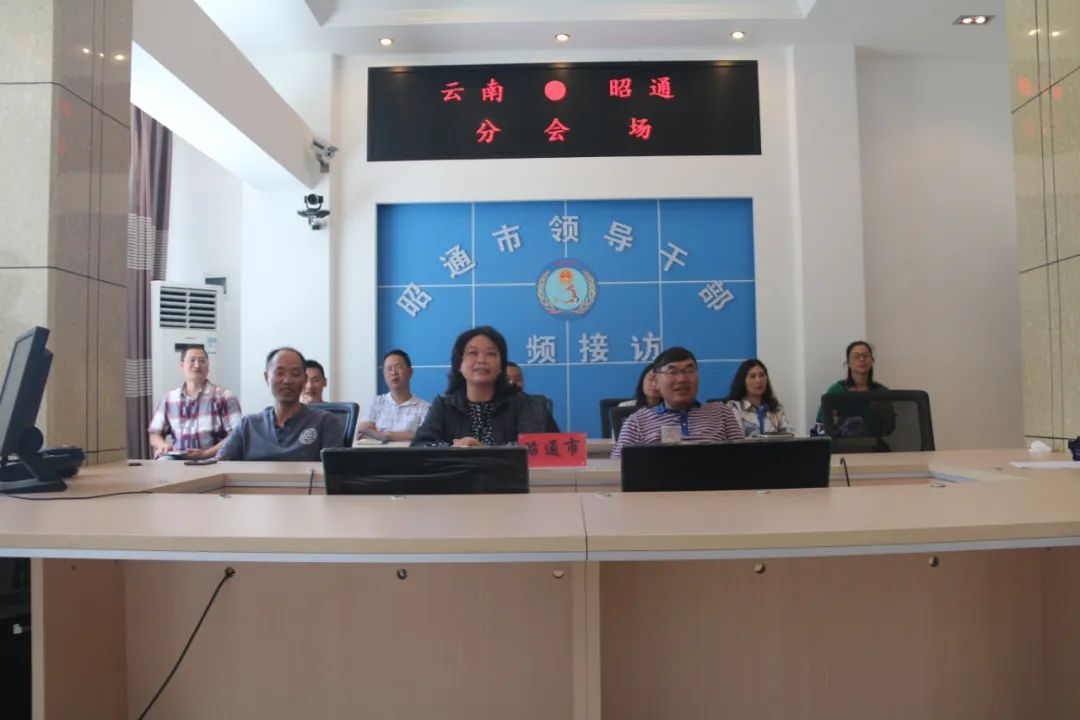 《大家说法》---关注《网上*访信**》