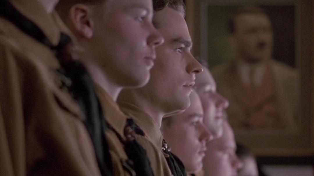 生活很累不如摇摆,生活很累不如活的痛快