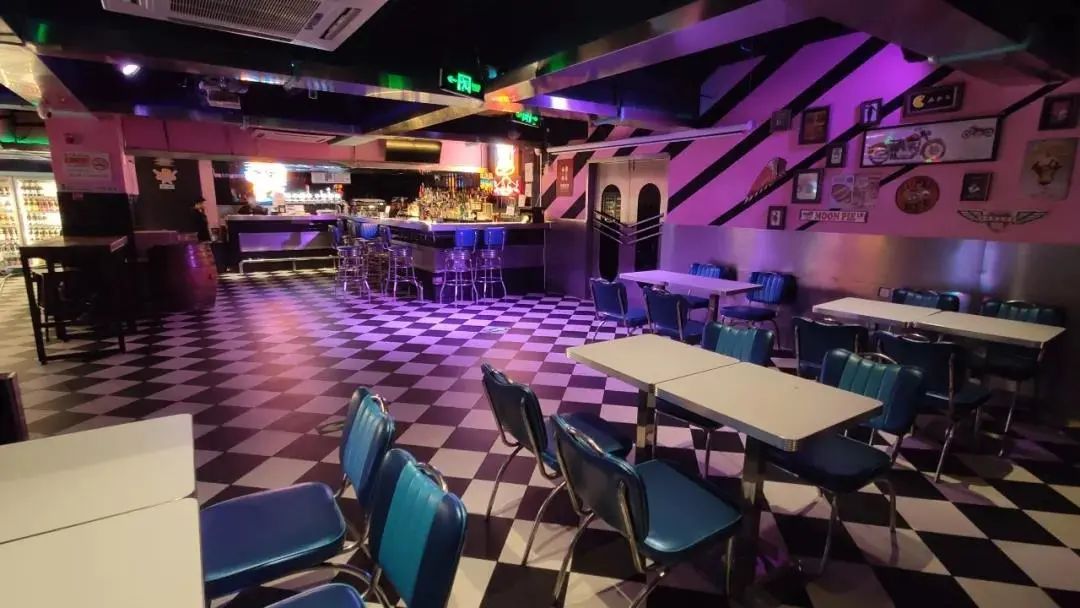 生活很累不如摇摆,生活很累不如活的痛快