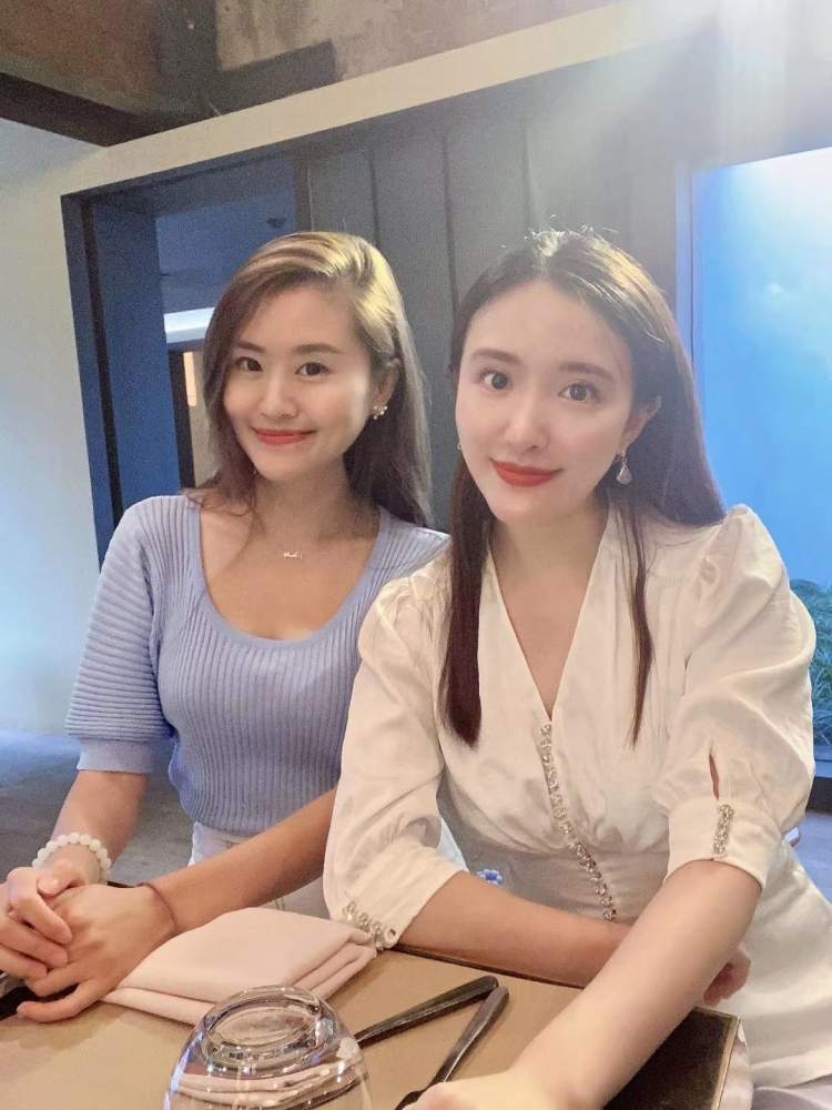 “35岁了,没人告诉过我什么是性”——那些年入100万+的都市精英女性,她们在忧惧些什么?