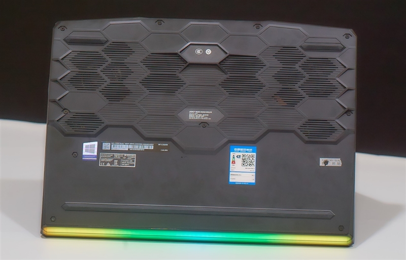 微星强袭ge66测评,微星强袭2评测