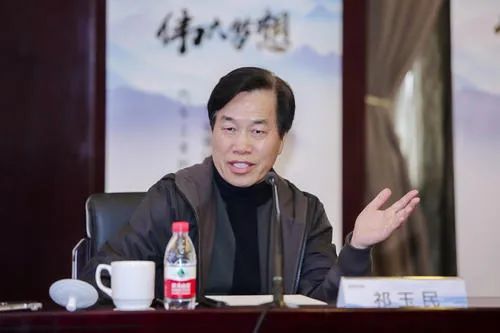 华晨为什么这么有钱,华晨为什么那么便宜