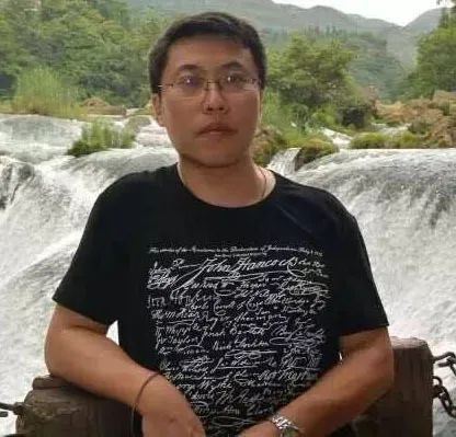 中考作文个性化素材,中考作文个性主题