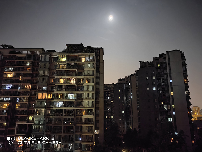 腾讯黑鲨游戏手机3S开箱:风格仍然鲜明,娱乐体验继续提升