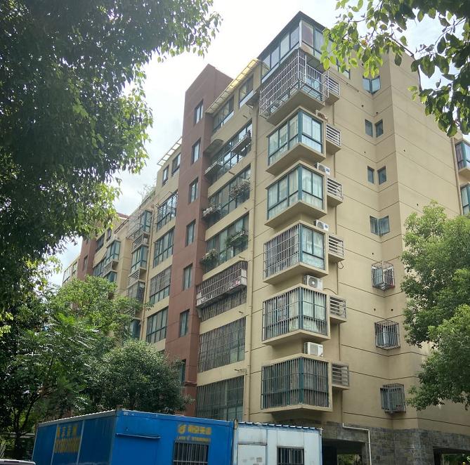 南京主城区300万学区房环境好,名校地铁周边房子升值空间大吗