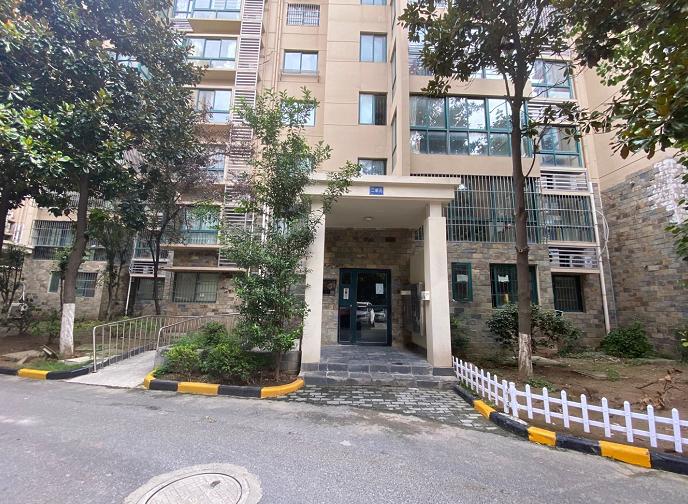 南京主城区300万学区房环境好,名校地铁周边房子升值空间大吗