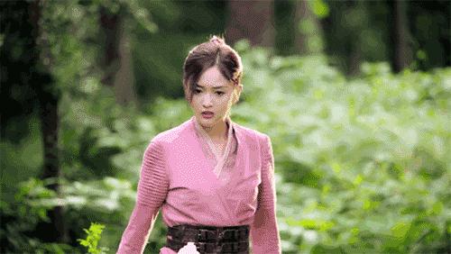 95后小花古装扮相最美的,95后小花作品