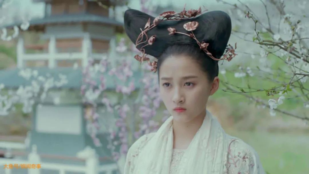 95后小花古装扮相最美的,95后小花作品