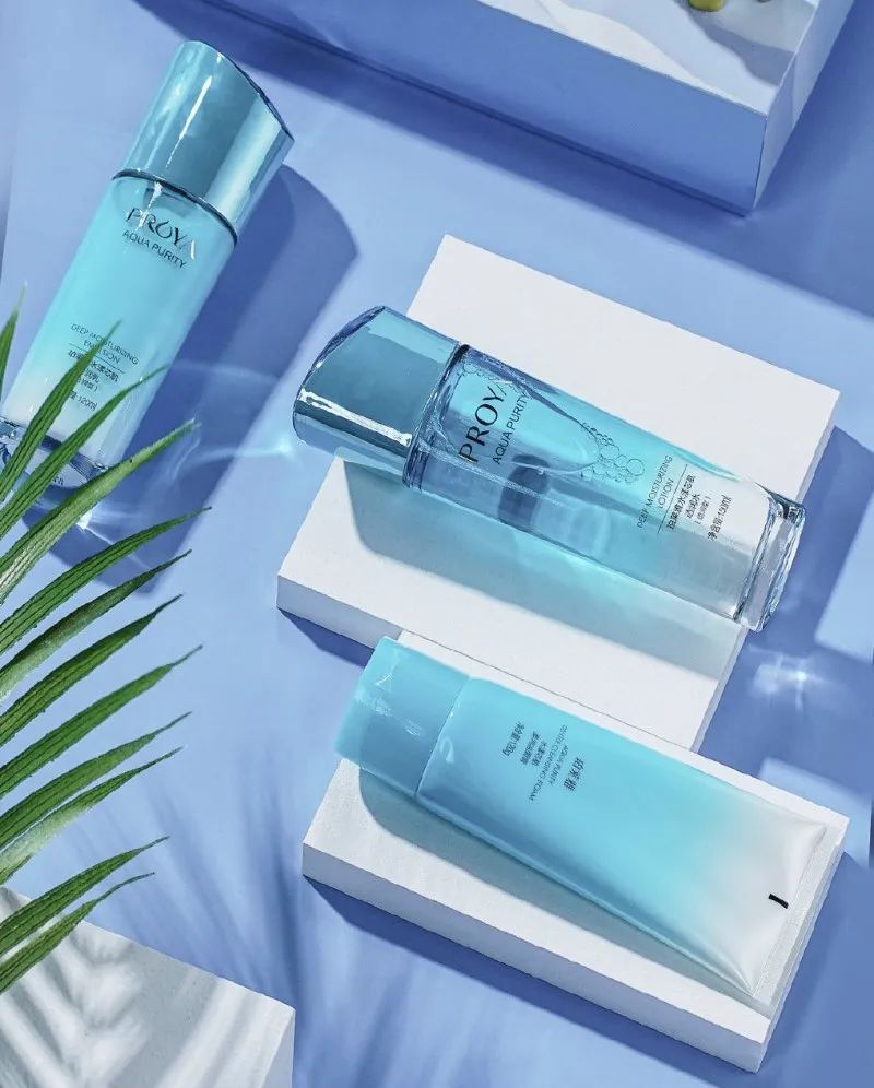 2018年珀莱雅年报,珀莱雅线上与线下销量占比