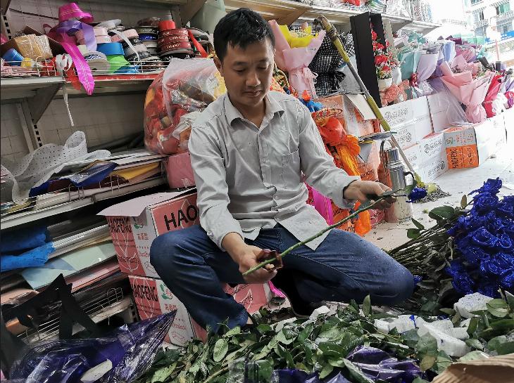 七夕鲜花提前订会便宜吗,七夕消费观察