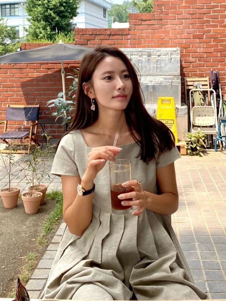 夏季简约风韩国ins穿搭博主高级感,韩国穿搭ins时尚博主冬
