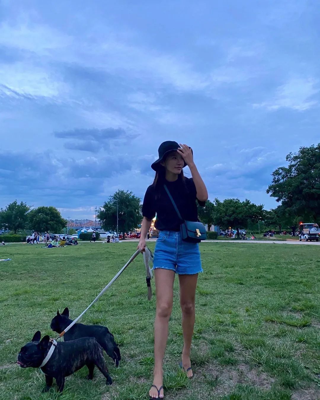 夏季简约风韩国ins穿搭博主高级感,韩国穿搭ins时尚博主冬