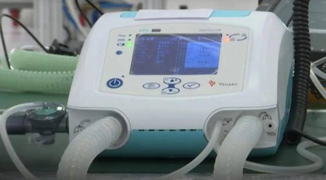 “iPhone梦”难产、首富押宝呼吸机，“越南制造”遭遇成长的烦恼