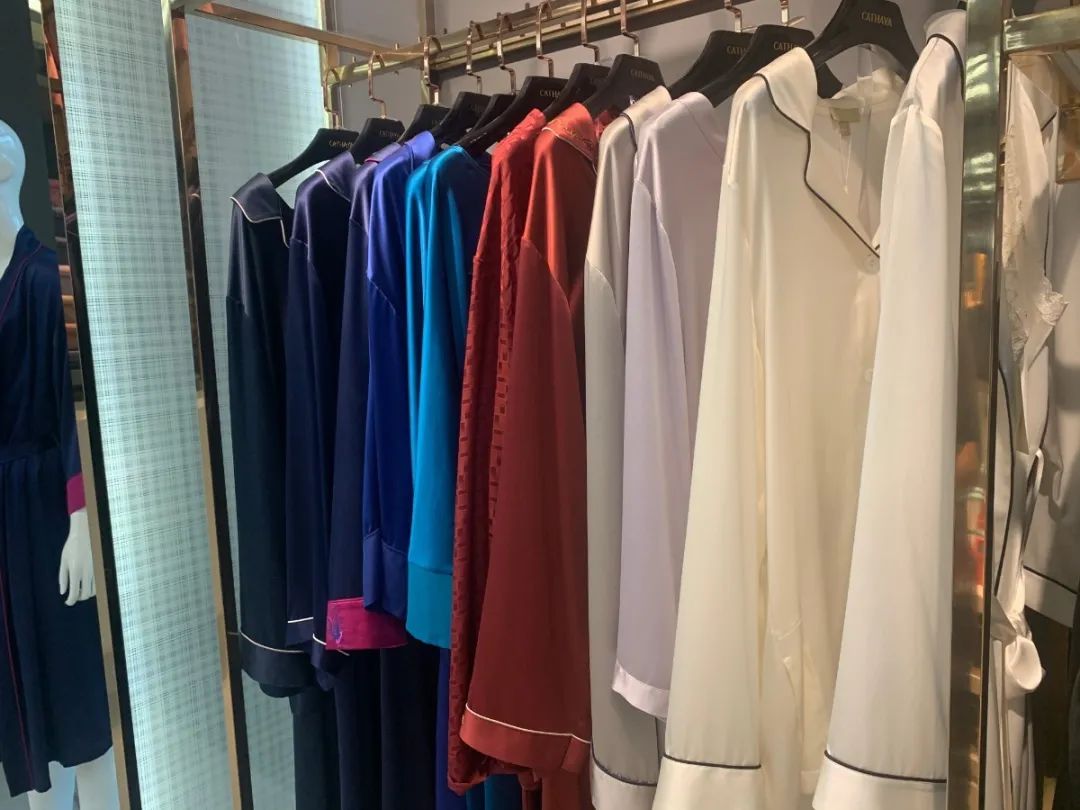 丝绸行业标杆“凯喜雅”疫情下布局全产业链“突围”今起多款真丝产品上线“每满生活”平台优惠让利消费者