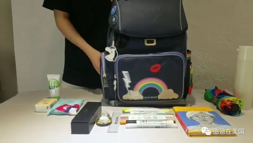 开抢：为了给娃选个好书包，真是费了老大的劲