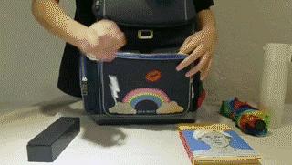 开抢：为了给娃选个好书包，真是费了老大的劲