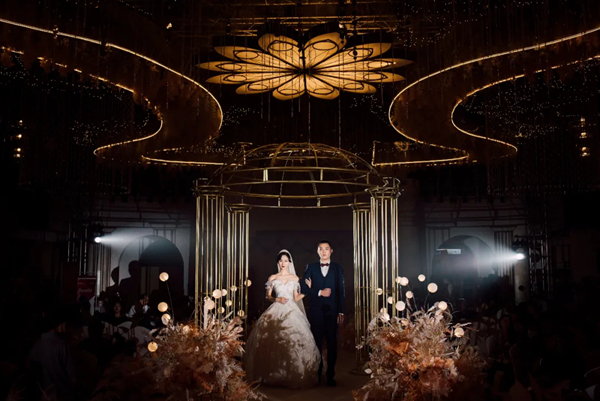 四季变幻,唯爱永恒,盛世开元“花开盛世”主题宴会升级了