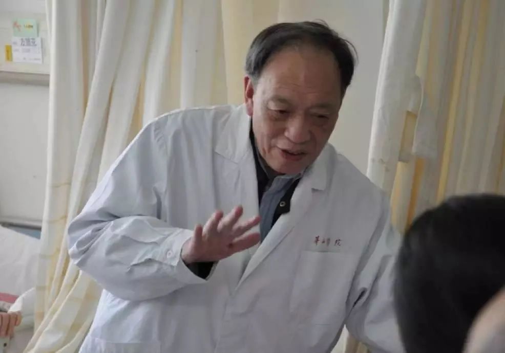 51岁老刘臀部包块不断长大，华山感染专家：是非洲来的“偷渡客”