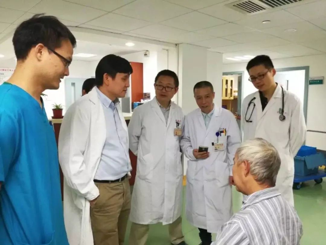 51岁老刘臀部包块不断长大，华山感染专家：是非洲来的“偷渡客”