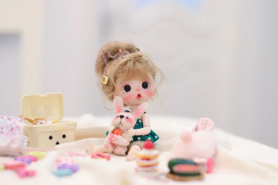 加入“隐秘娃圈”：有ob11娃娃叫价过万，有人“养娃”一年花掉数万