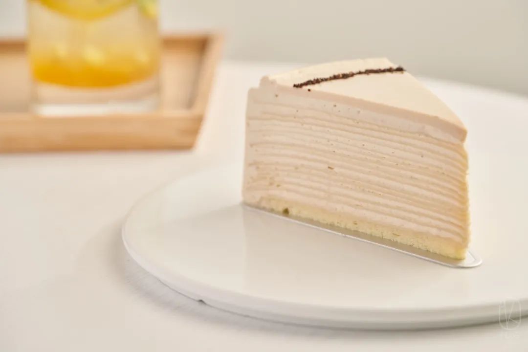 中山北路新开纯白“浪漫满屋”,好口味的千层甜品店,价格仅占某网红L家½…