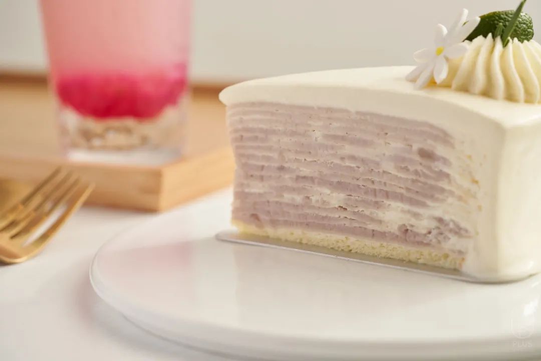 中山北路新开纯白“浪漫满屋”，好口味的千层甜品店，价格仅占某网红L家½…