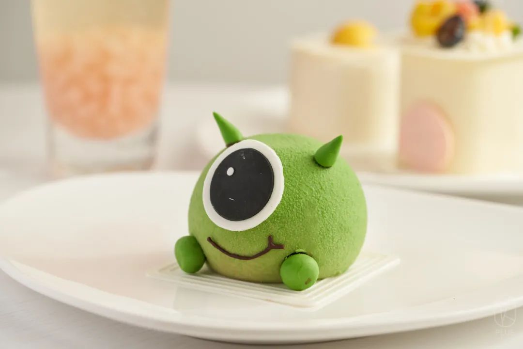 中山北路新开纯白“浪漫满屋”,好口味的千层甜品店,价格仅占某网红L家½…