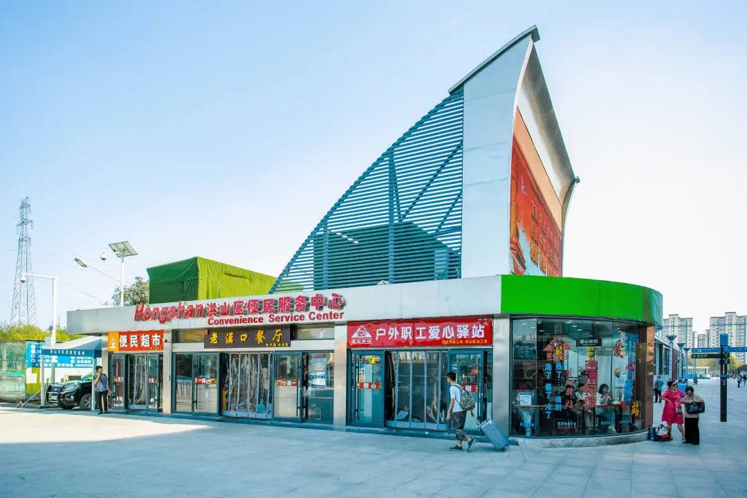 武汉站标识标牌,武汉擦亮城市窗口