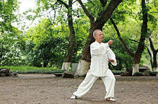 老年健康宣传周|老年人面临的健康风险，不容忽视！