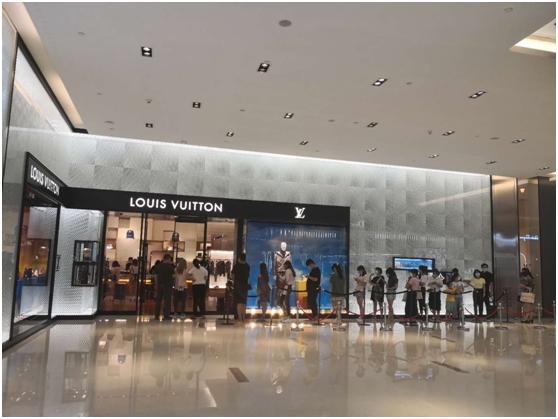 实探成都疫情,在疫情期间奢侈品lv怎么崛起