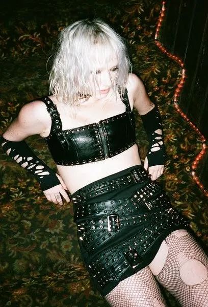 jennie凭什么被称为人间香奈儿,jennie身材五五分人间香奈儿