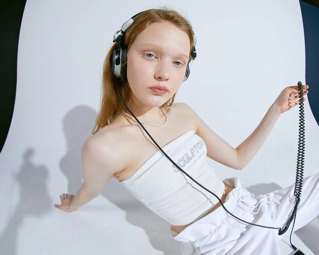 jennie凭什么被称为人间香奈儿,jennie身材五五分人间香奈儿