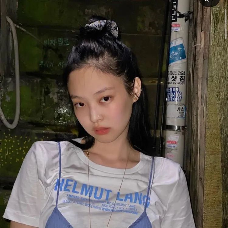 jennie凭什么被称为人间香奈儿,jennie身材五五分人间香奈儿