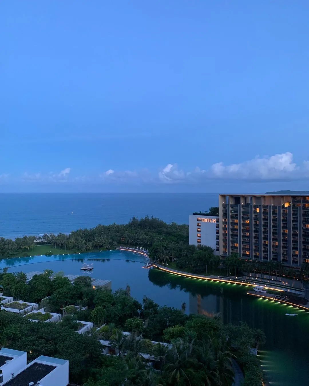 每当夏天又想起了你,每到这个季节就容易想起你