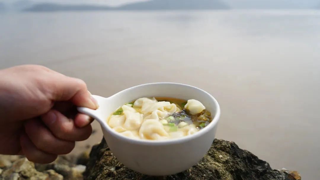 让我们一起去露营一起快乐,与你一起去露营