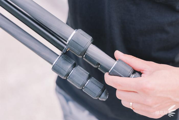 曼富图element碳纤维,曼富图element系列三脚架怎么样