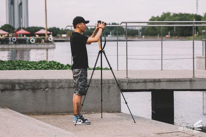 曼富图element碳纤维,曼富图element系列三脚架怎么样