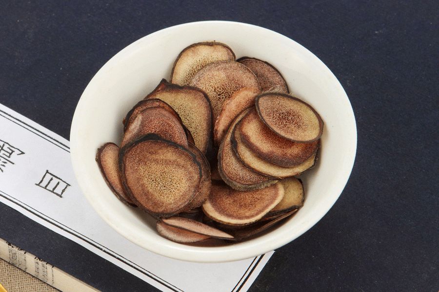 “我花200块，买来女儿性早熟”：多少中国孩子正在被掏空