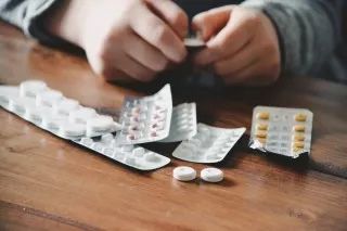 戈舍瑞林是治疗什么药,戈舍瑞林28天一针可以晚几天打吗