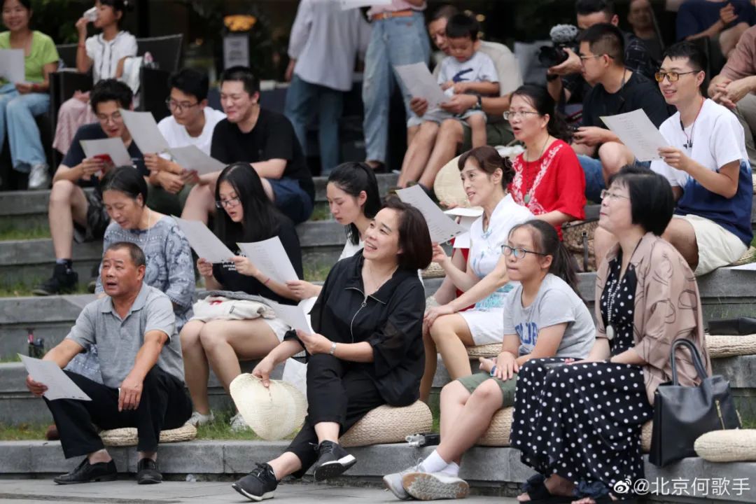 小河:童谣能点亮孩子对于世界的想象