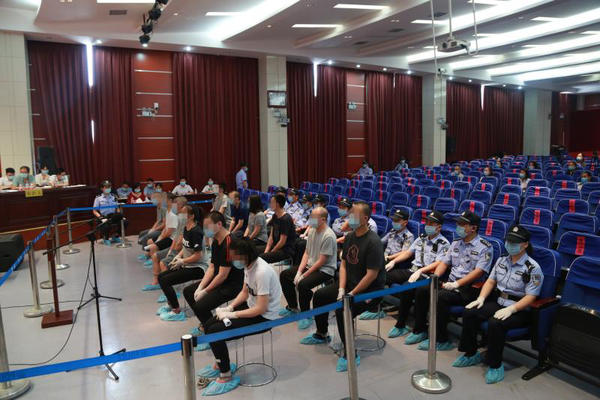 河南警方打掉套路贷团伙,套路贷涉黑20人被抓