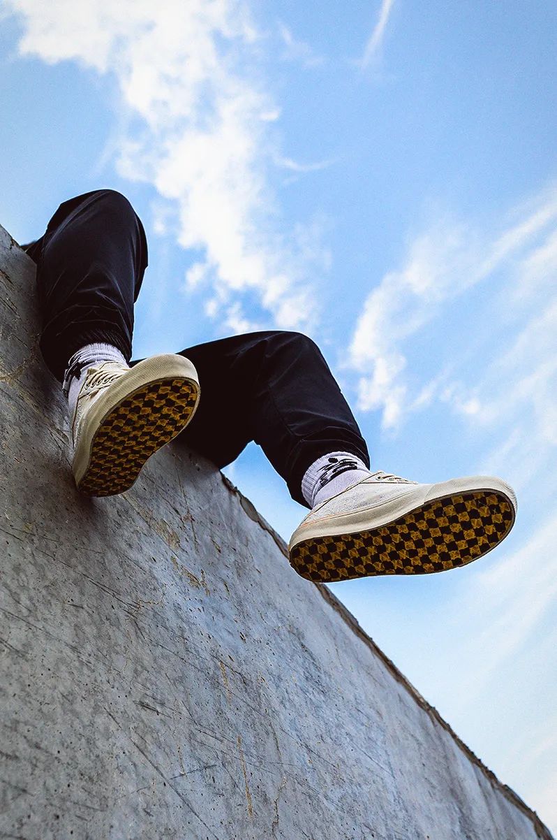 预售小三千！RHUDExVans腰果花开箱！入手方式仅在...