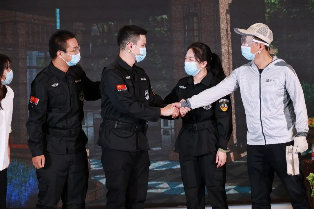 我怎么这么好看!这么好看怎么办?就该入围