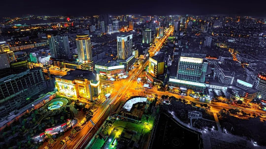 跨越千山万水只为遇见你歌曲,跨越千山万水只为追寻