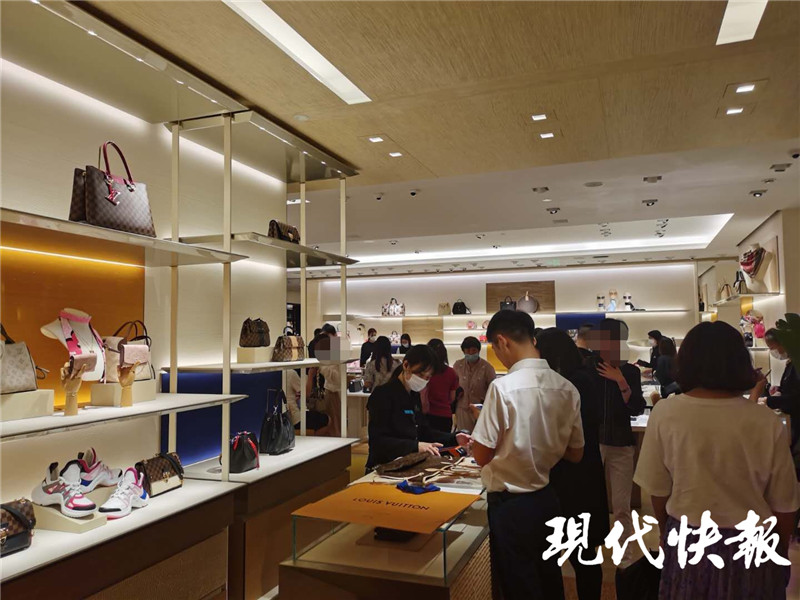 奢侈品为什么都在涨价,为啥奢侈品一直在涨价中