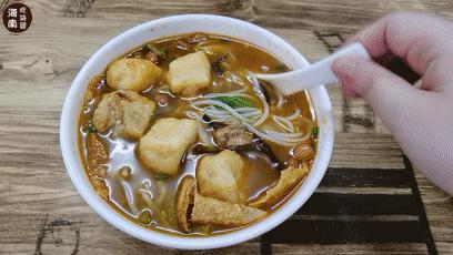 螺蛳粉吃起来香闻起来臭,螺蛳粉臭但是好吃停不下来